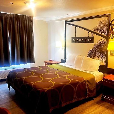 Super 8 By Wyndham Hollywood/La Area Motel Los Angeles Ngoại thất bức ảnh