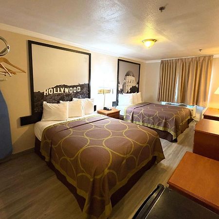 Super 8 By Wyndham Hollywood/La Area Motel Los Angeles Ngoại thất bức ảnh