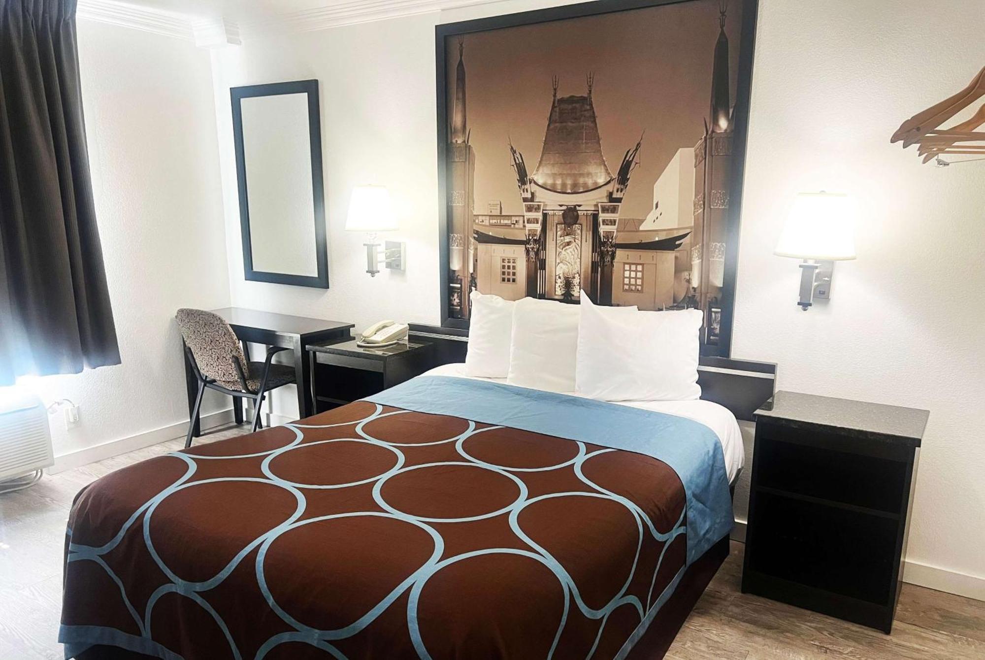Super 8 By Wyndham Hollywood/La Area Motel Los Angeles Ngoại thất bức ảnh